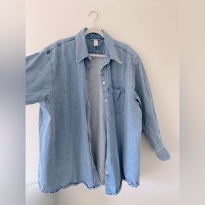 OVERSIZED H&M women’s denim button up size Large